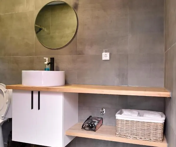 Stala La La * Požega